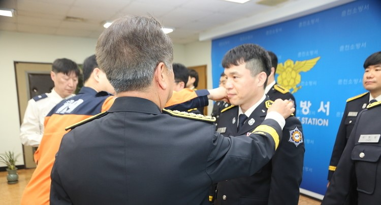 5.4 근속승진자 임명식.jpg