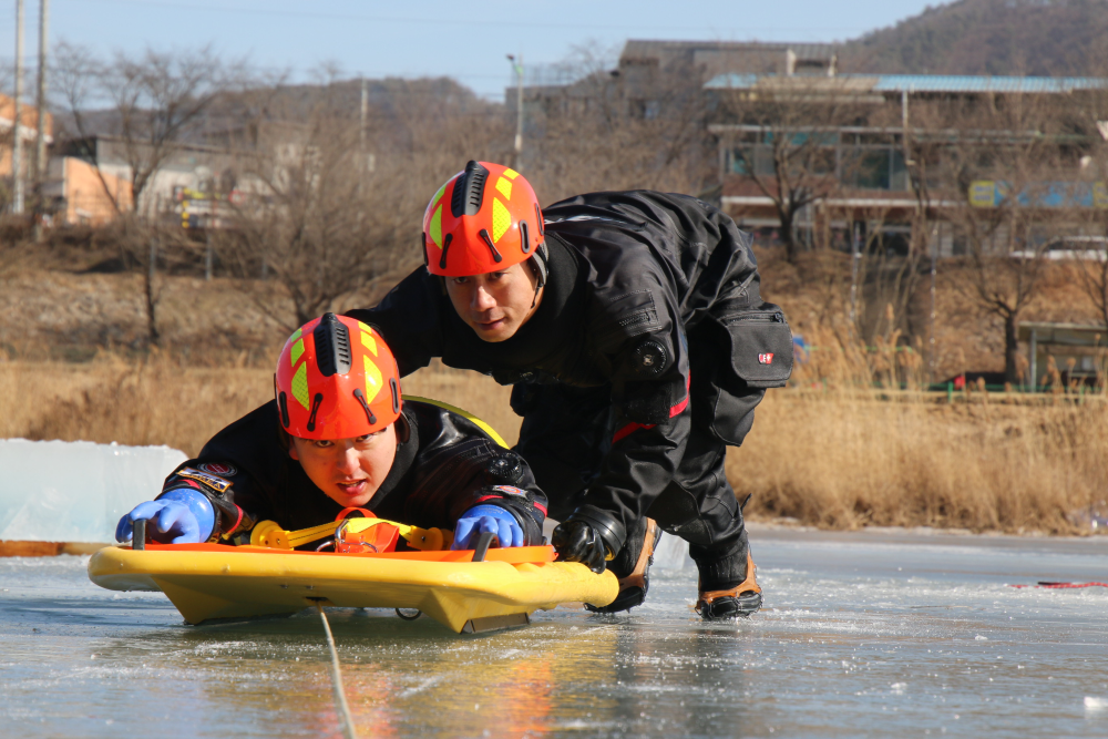 2.6. 동계·해빙기 수난사고 대비 특별구조훈련 3.JPG