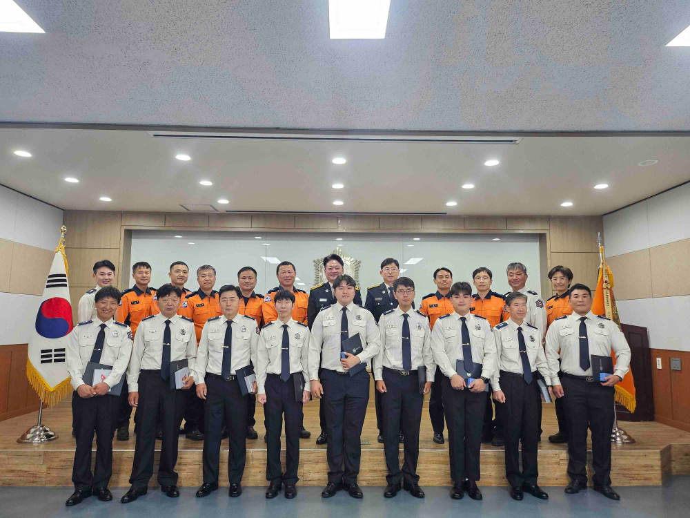 11.3. 승진,표창 수여식1.jpg