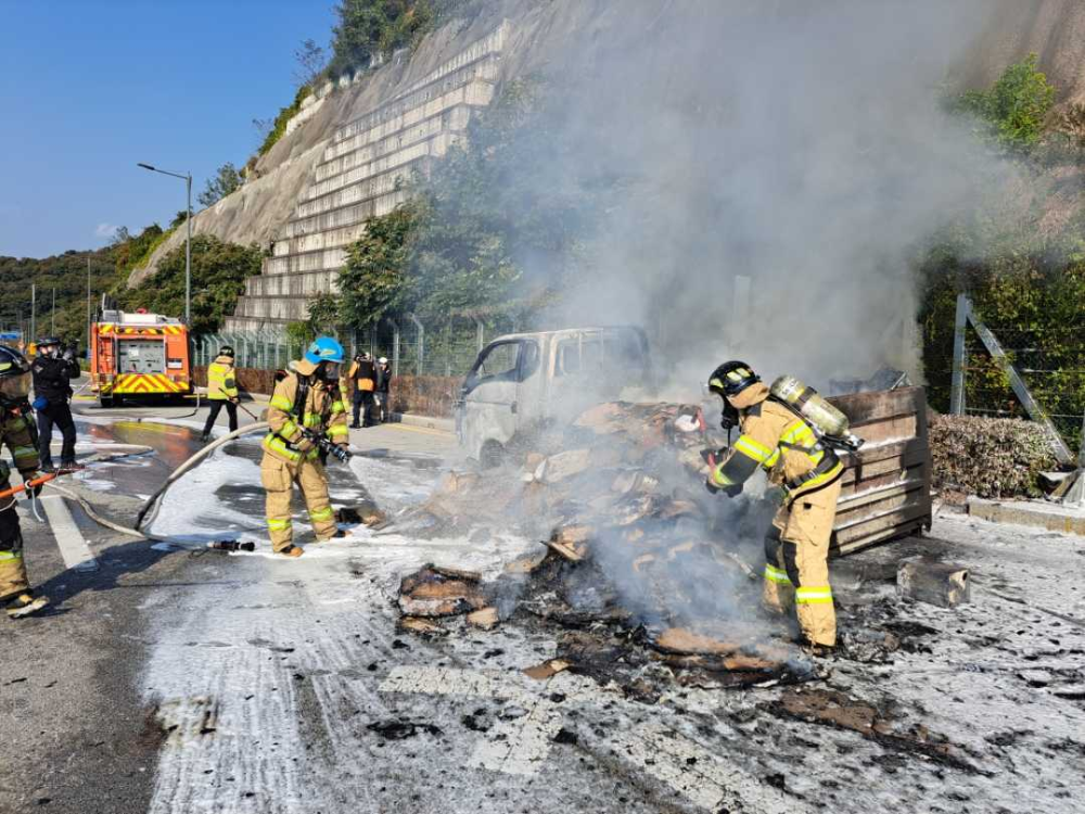 1319 원주 차량화재.jpg