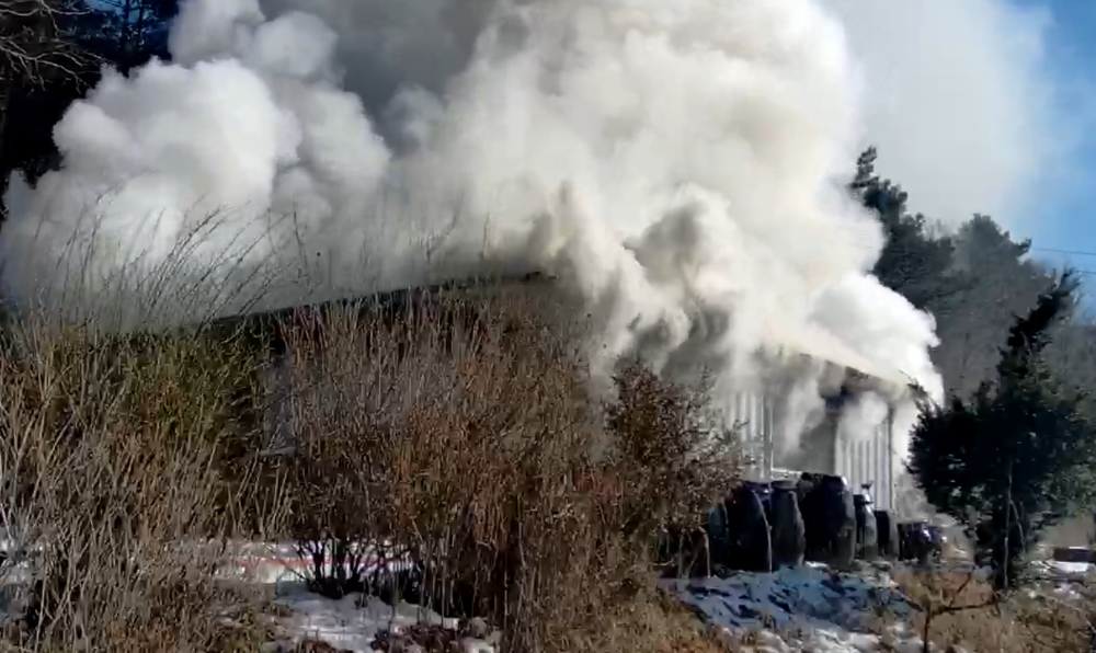 1329 화천 컨테이너 화재.jpg