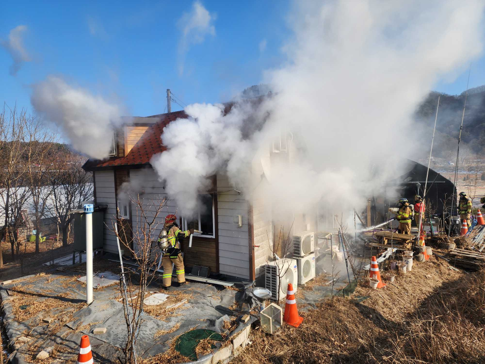 1408 춘천 증리 농막 화재.jpg