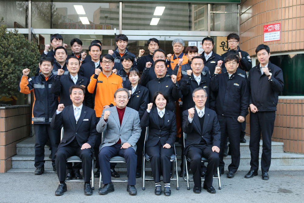 송기헌_의원_격려방문_단체.jpg