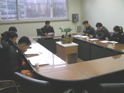1꾸미기_PB230023.JPG