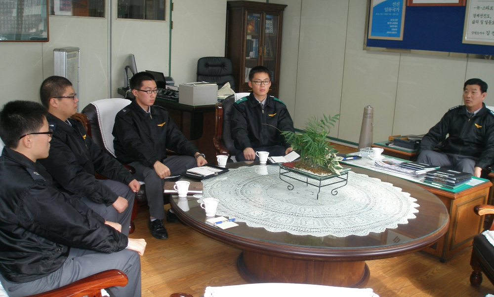 PB281793-crop.JPG