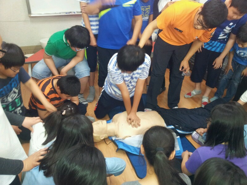 호산초CPR_교육_(2).jpg