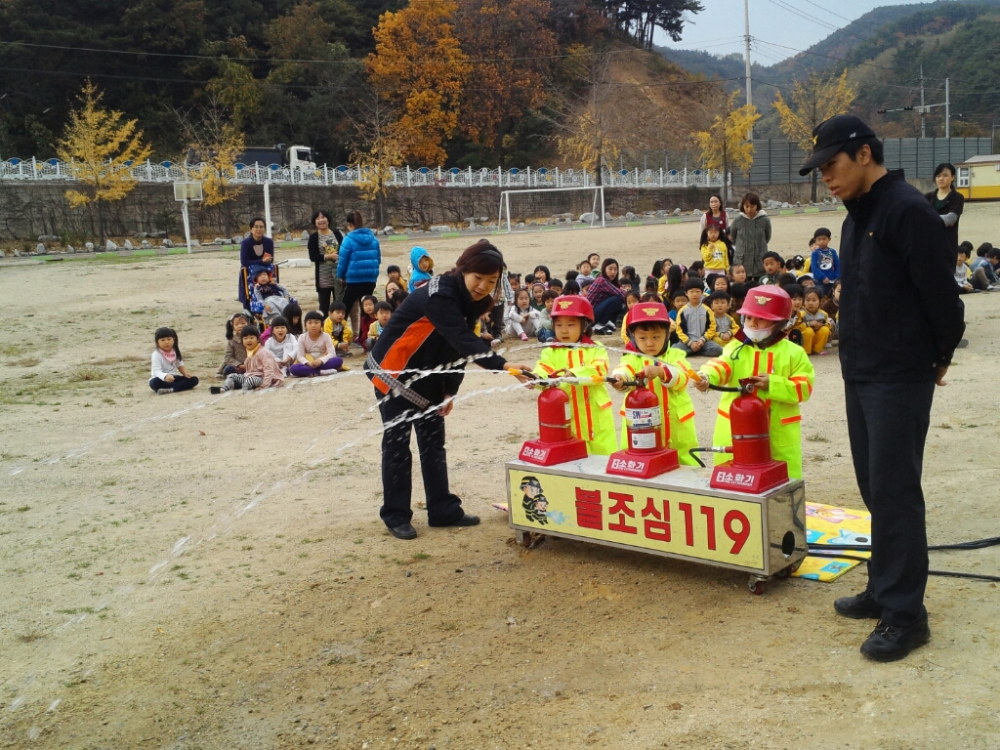 누리유치원_소방안전교육.jpg