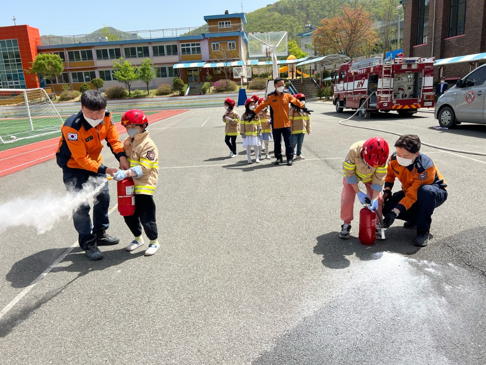 [보도자료-태백소방서] 2022.4.27. 태백소방서, 2022년 학교로 찾아가는 119안전체험교육 실시 (3).jpg