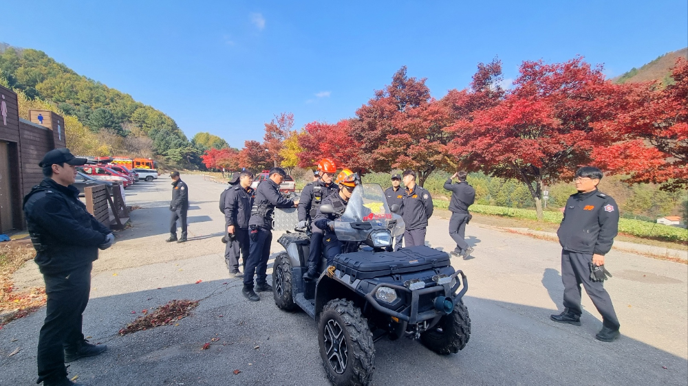 산악구조 훈련사진2.jpg