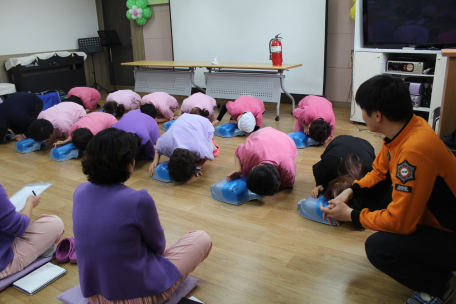 동해시노인요양원 응급처치교육 실시