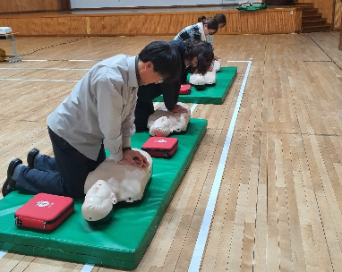 홍천 남산초등학교 교직원 대상 CPR 및 응급처치 교육실시