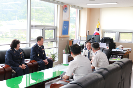 (20.05.25.) 김충식 강원소방본부장, 평창소방서 격려 방문