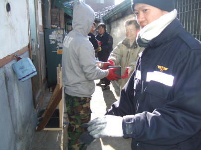 직원 봉사활동(연탄배달) 2005년