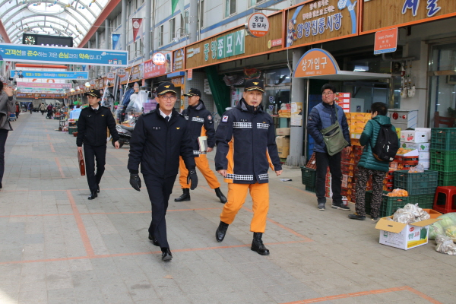 19.1.30 김충식 소방본부장 양양전통시장 지도점검