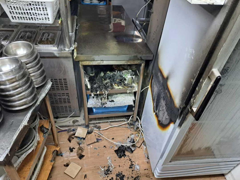 0911 양구읍 식당 화재 소방활동 사진.jpg